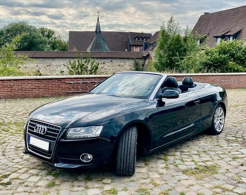 Schwarz Gebraucht 2010 Audi A5 Cabriolet Cabrio | 14.500 € (Teuer) - Bild 1/4