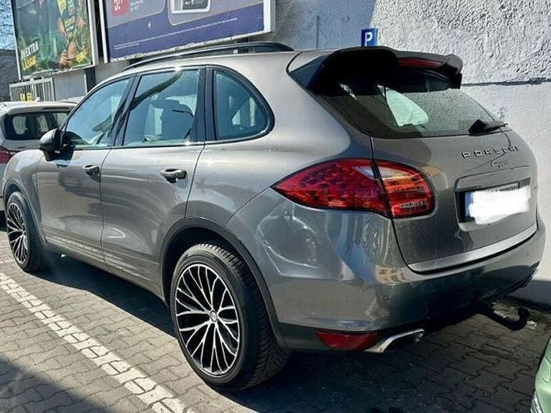 Gebraucht Porsche Cayenne 245 PS (180 kW) 2011 Grau SUV