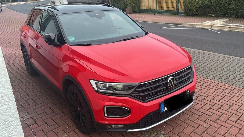 Rot Gebraucht 2021 VW T-Roc Sport SUV | 21.999 € (Guter Preis) - Bild 1/4