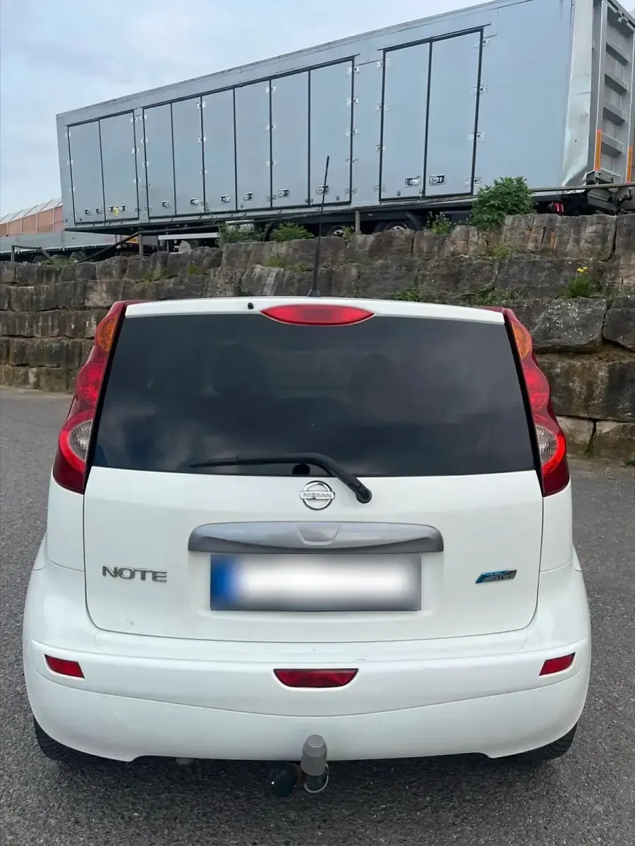 Gebraucht Nissan Note Pure 90 PS (66 kW) 2011 Weiß Kleinwagen