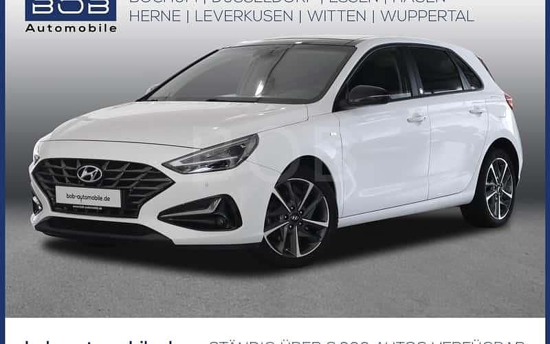Weiß Gebraucht 2021 Hyundai i30 Edition 30+ Limousine | 18.670 € (Fairer Preis) - Bild 1/4