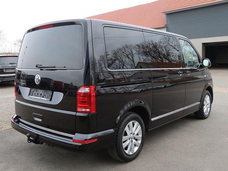 Gebraucht VW Multivan Highline 204 PS (150 kW) 2017 Schwarz Van / Kleinbus