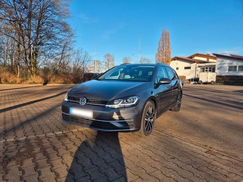 Gebraucht VW Golf VII Sound 150 PS (110 kW) 2018 Kombi