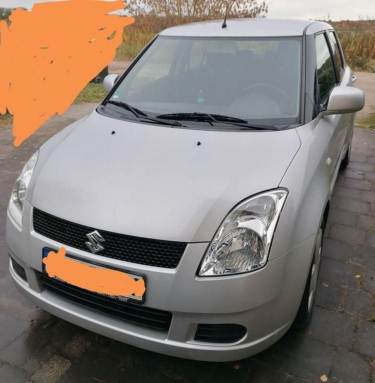 Gebraucht Suzuki Swift Club 92 PS (67 kW) 2007 Silber Kleinwagen