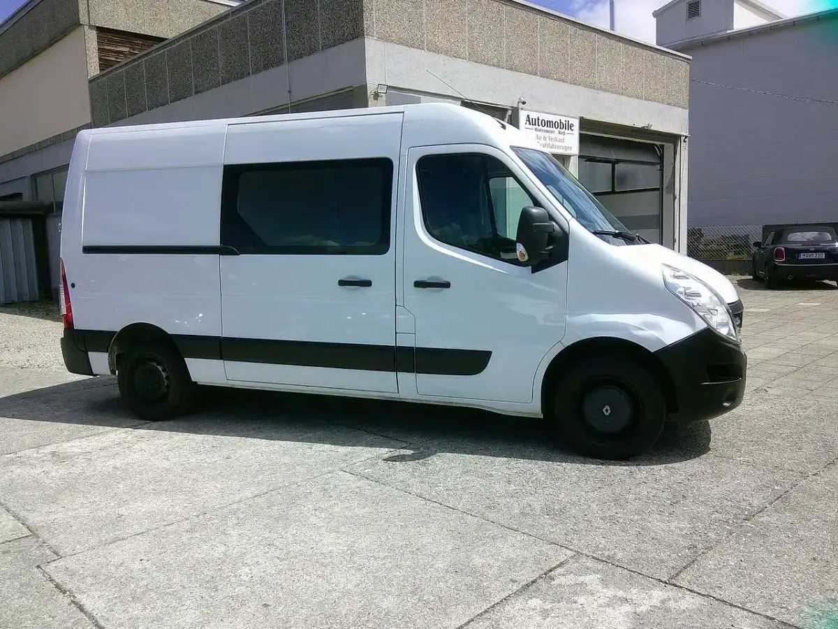 Gebraucht Renault Master 145 PS (106 kW) 2018 Mineral weiss Van