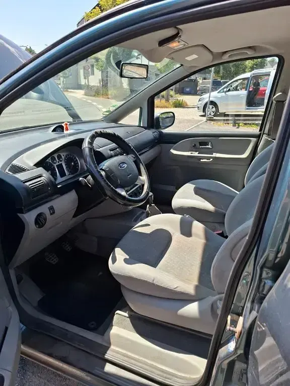 Gebraucht Ford Galaxy Trend 116 PS (85 kW) 2002 Grün Van / Kleinbus