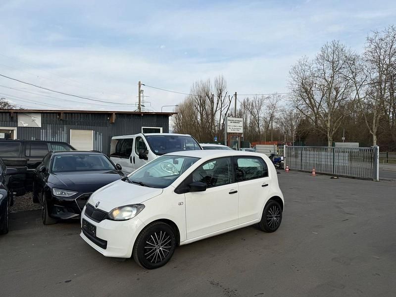 Gebraucht Skoda Citigo Active 60 PS (44 kW) 2015 Weiß Kleinwagen