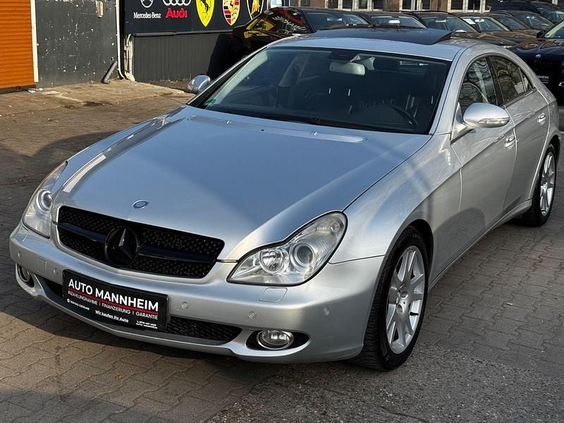 Gebraucht Mercedes CLS320 224 PS (164 kW) 2008 Silber Coupé