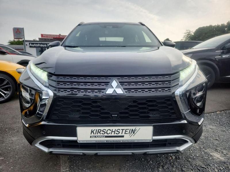 Gebraucht Mitsubishi Eclipse Cross Plus 188 PS (138 kW) 2022 Schwarz SUV