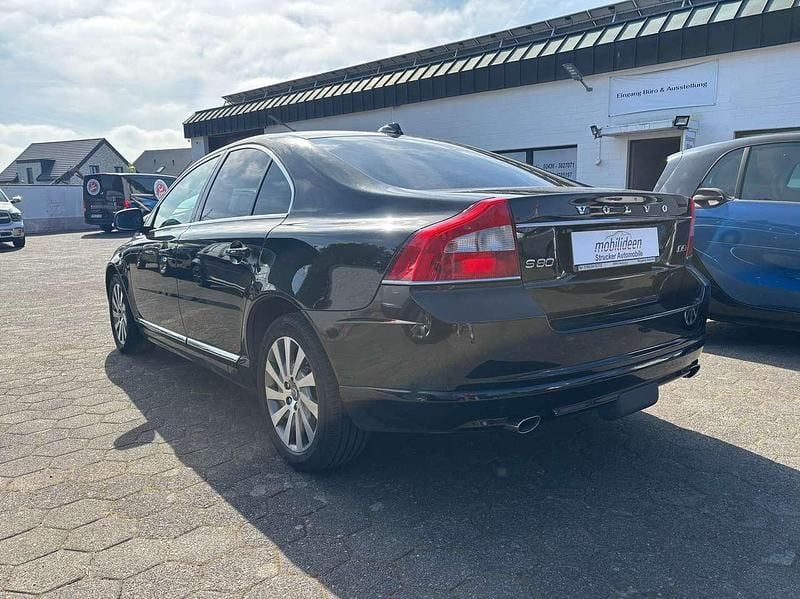 Gebraucht Volvo S80 215 PS (158 kW) 2012 Schwarz Limousine