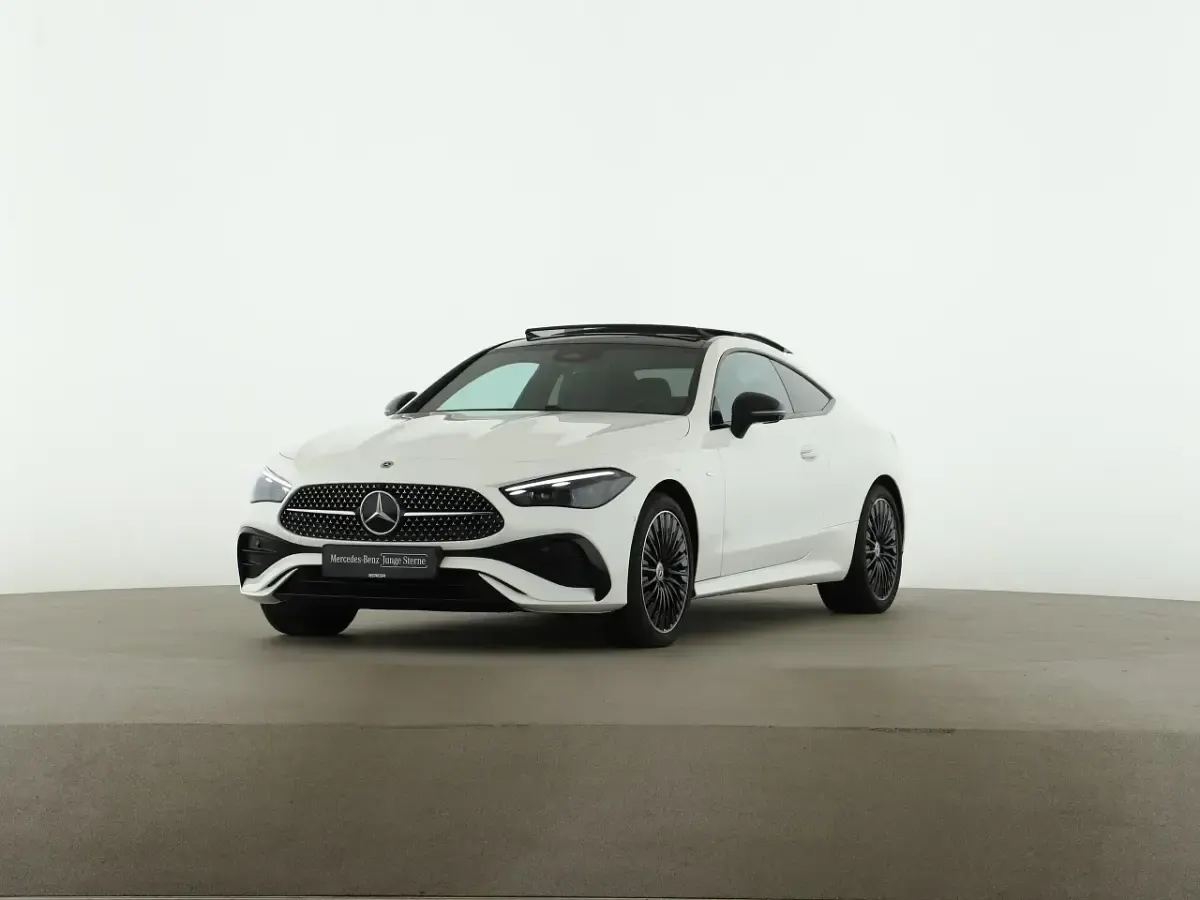 Gebraucht Mercedes CLE300 AMG 204 PS (150 kW) 2025 Weiß Coupé