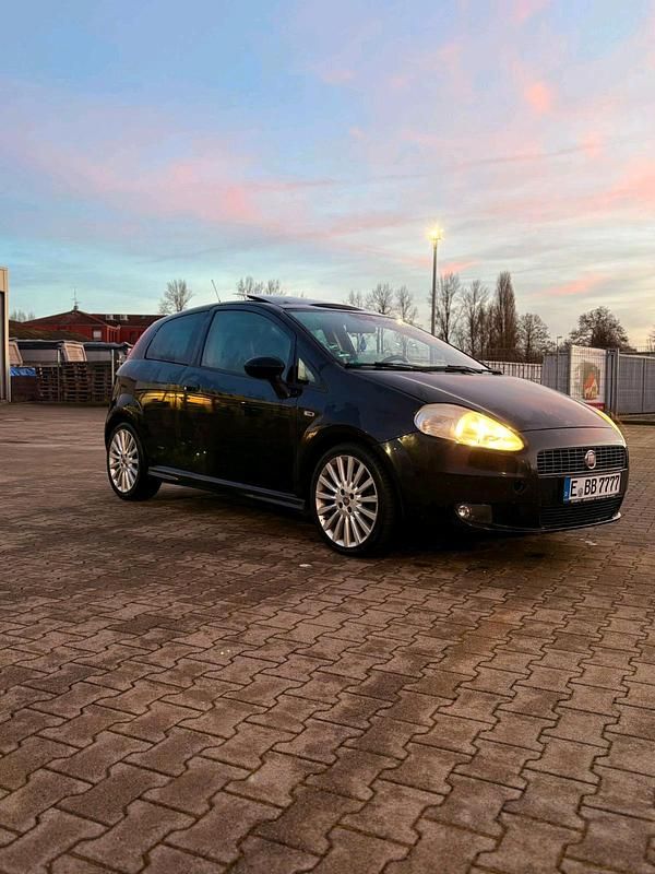 Gebraucht Fiat Punto 120 PS (88 kW) 2008 Schwarz Kleinwagen
