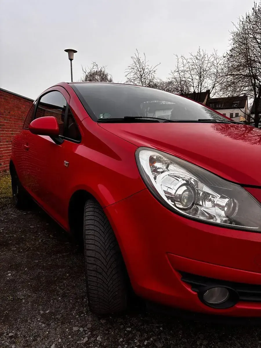 Usado Opel Corsa Innovation 80 HP (58 kW) 2009 Vermelho Citadino