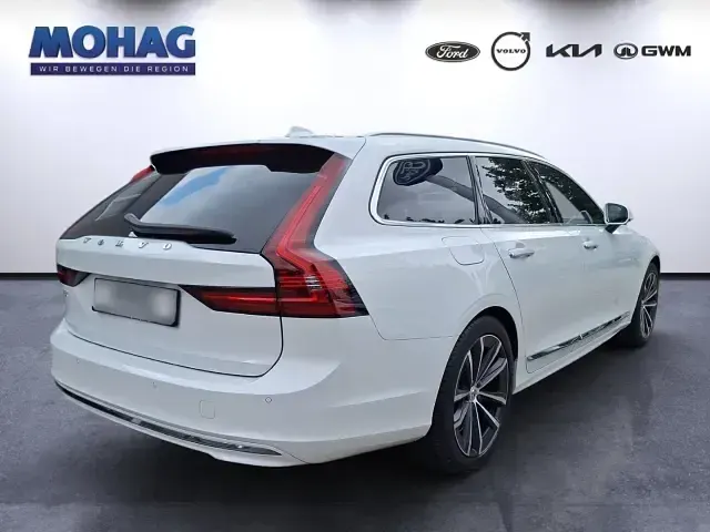 Gebraucht Volvo V90 Inscription 341 PS (250 kW) 2021 707) crystal weißperleffekt (weiss Kombi