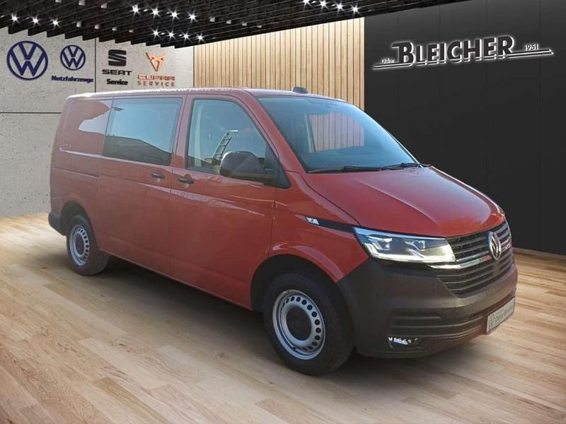 Gebraucht VW Transporter 110 PS (80 kW) 2020 Kirschrot Van