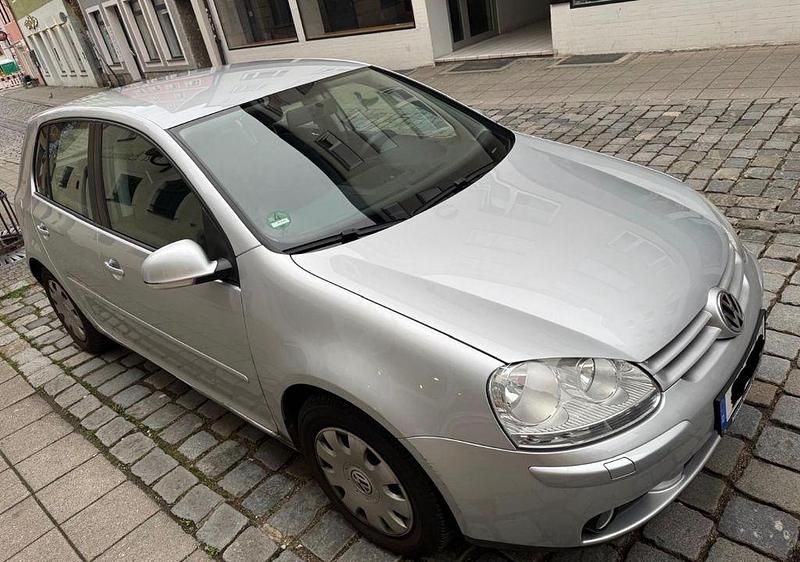 Gebraucht VW Golf V 80 PS (58 kW) 2007 Silber Limousine