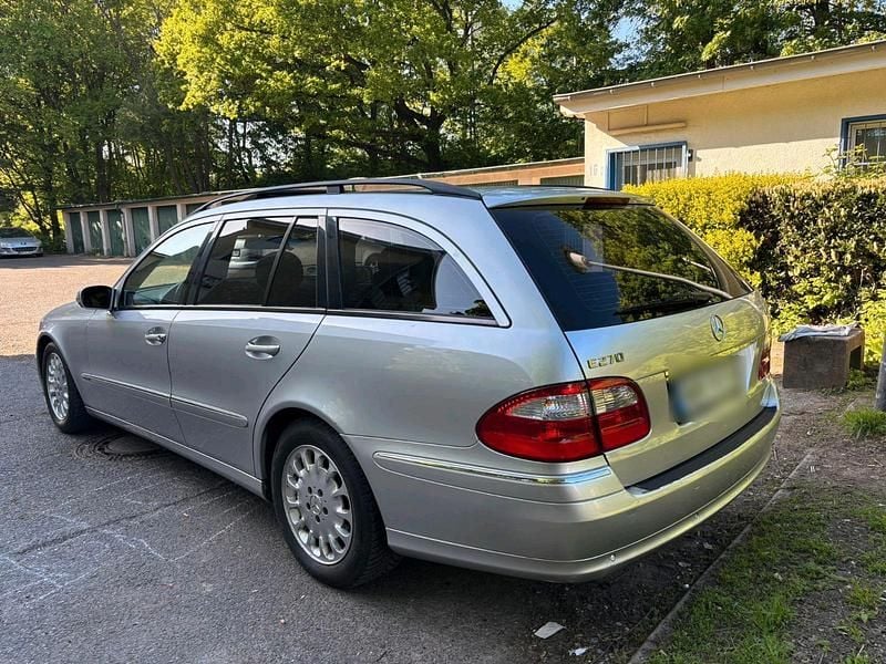 Gebraucht Mercedes E270 177 PS (130 kW) 2003 Kombi