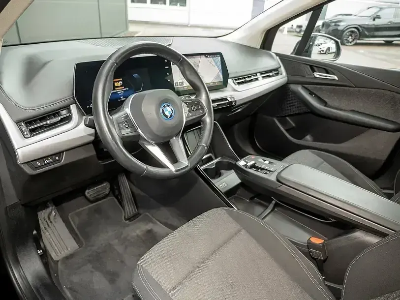 Gebraucht BMW 225 Luxury Line 245 PS (180 kW) 2022 Schwarz Van / Kleinbus