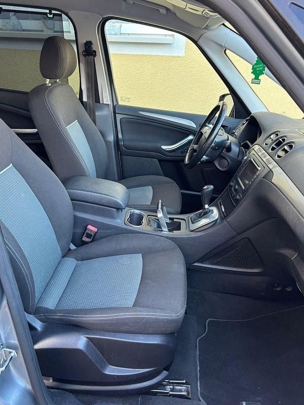 Gebraucht Ford Galaxy Titanium 163 PS (119 kW) 2013 Grau Van / Kleinbus