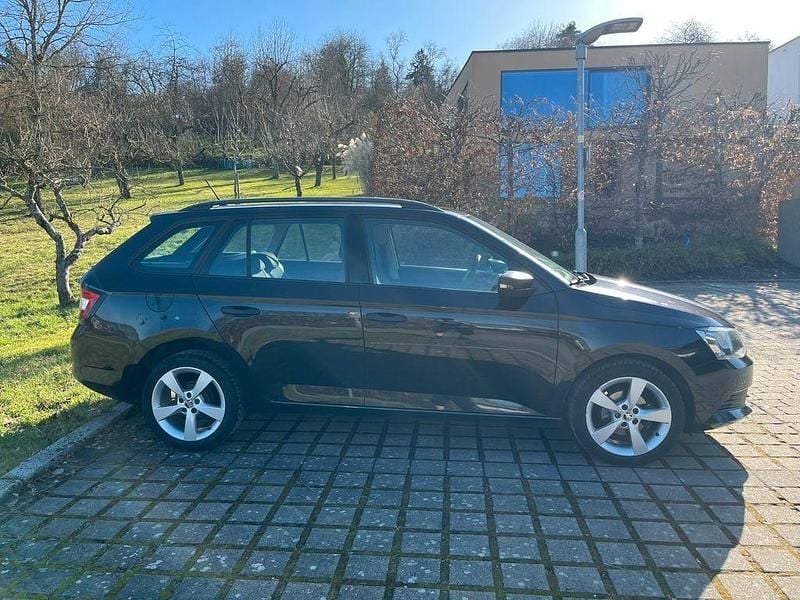 Gebraucht Skoda Fabia 75 PS (55 kW) 2015 Schwarz Kombi