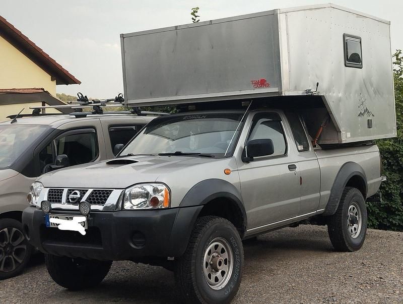 Gebraucht Nissan Navara 133 PS (97 kW) 2006 Silber Pickup