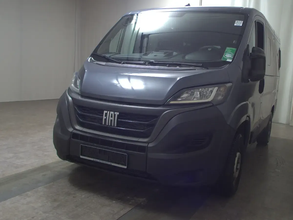Gebraucht Fiat Ducato 140 PS (102 kW) 2022 Grau Van