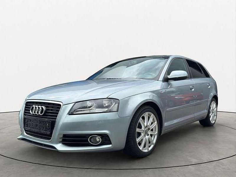 Andere Gebraucht 2011 Audi A3 Comfort Limousine | 8.300 € (Etwas zu teuer) - Bild 1/4