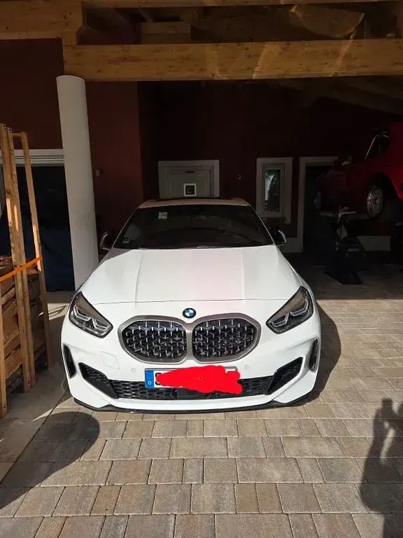 Gebraucht BMW 135 Performance 306 PS (225 kW) 2023 Weiß Kleinwagen