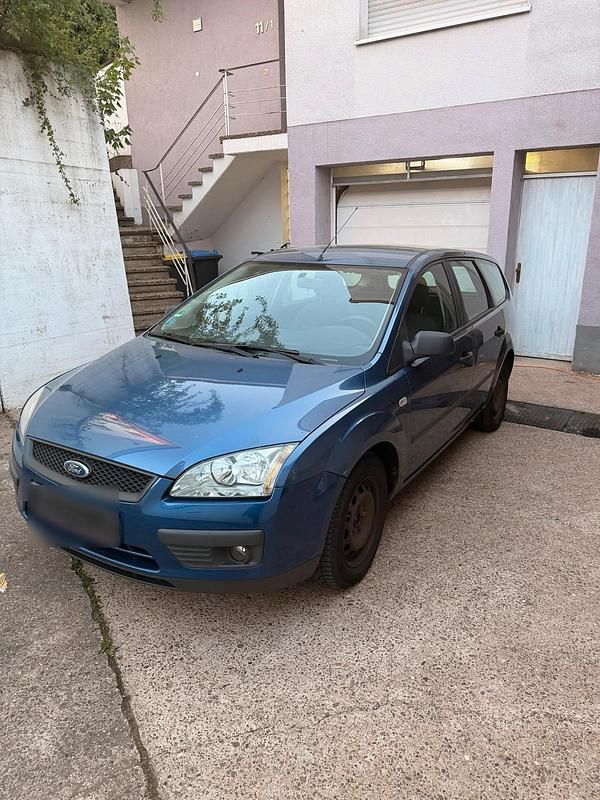 Second-hand Ford Focus 90 CP (66 kW) 2006 Albastru Break