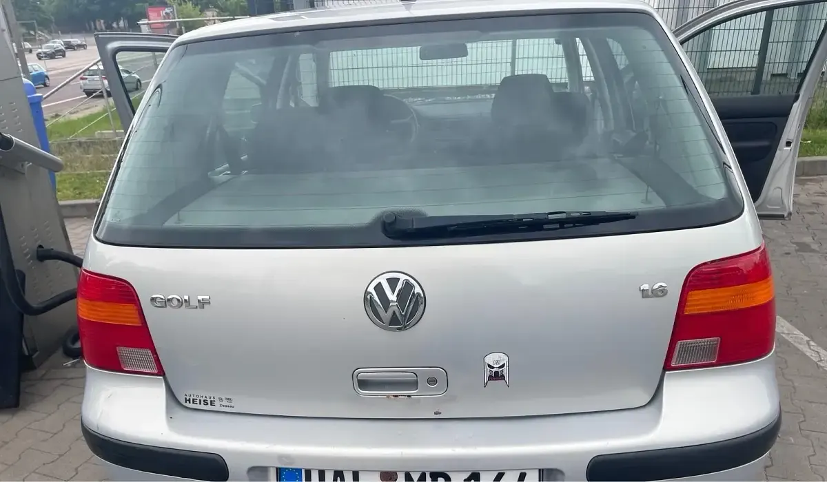 Gebraucht VW Golf IV 100 PS (73 kW) 1999 Silber Kombi
