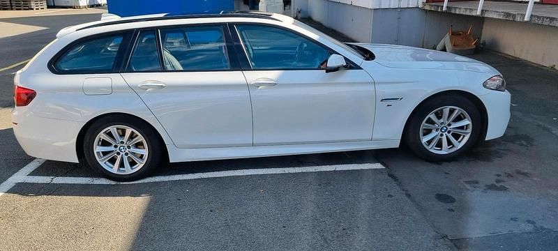 Używany BMW 520 190 KM (139 kW) 2016 Biały Kombi