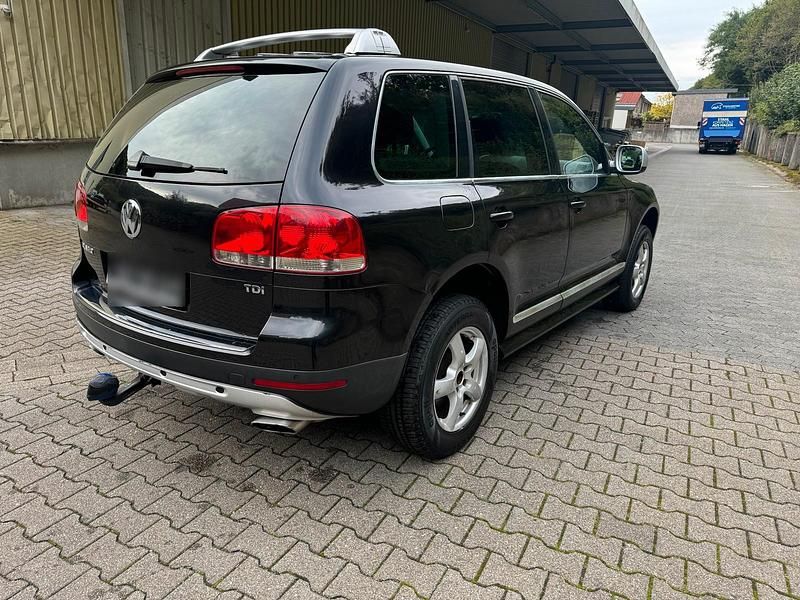 Gebraucht VW Touareg 168 PS (123 kW) 2006 Schwarz SUV