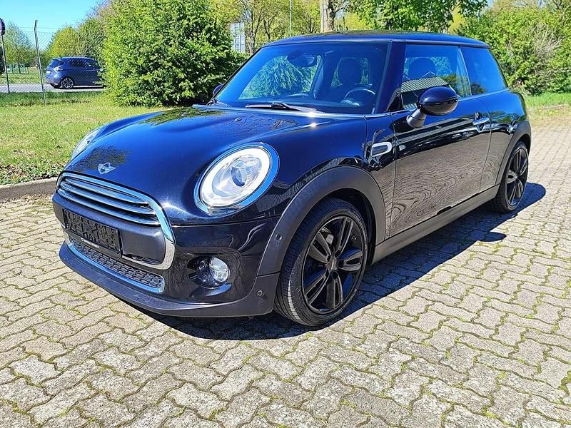 Second-hand Mini ONE 105 CP (77 kW) 2016 Negru Hatchback