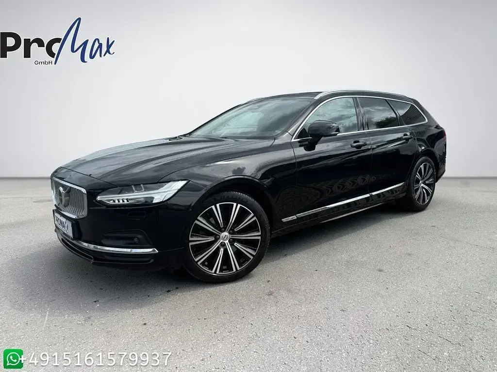 Second-hand Volvo V90 Ultimate 235 CP (172 kW) 2022 Negru Break