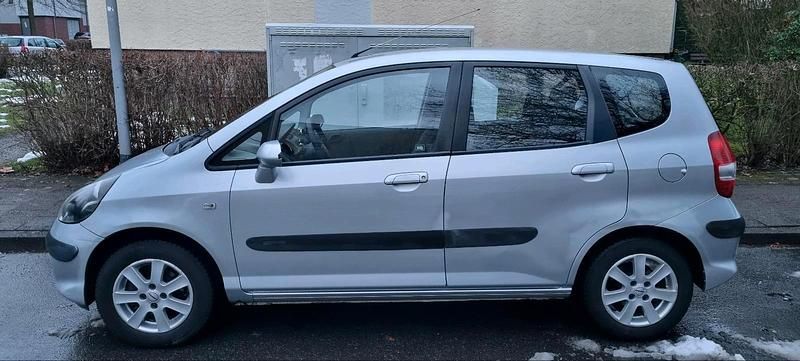 Gebraucht Honda Jazz 73 PS (53 kW) 2005 Silber Kleinwagen