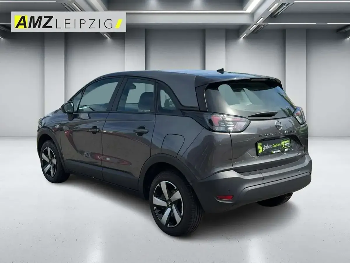 Gebraucht Opel Crossland X Enjoy 131 PS (96 kW) 2024 Lackierung platiniumgrau/meta SUV