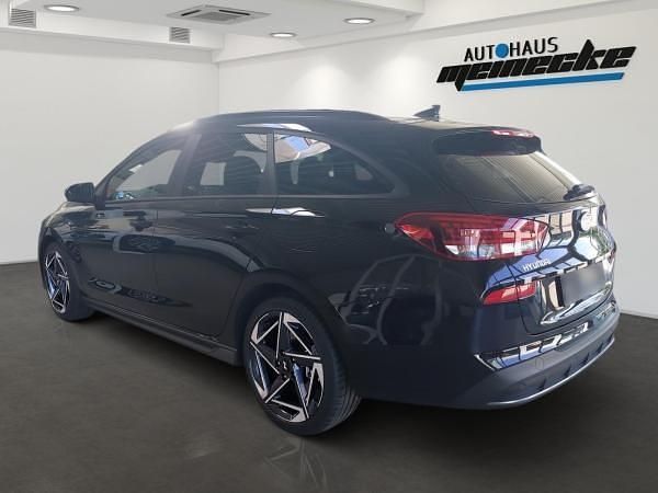 Neu Hyundai i30 N Line 140 PS (102 kW) 2025 Schwarz (abyss black / mic) Kombi