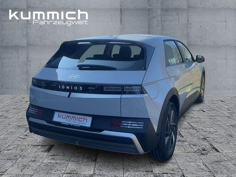 Neu Hyundai Ioniq 5 Dynamiq 125 kW (170 PS) 2026 Grau SUV