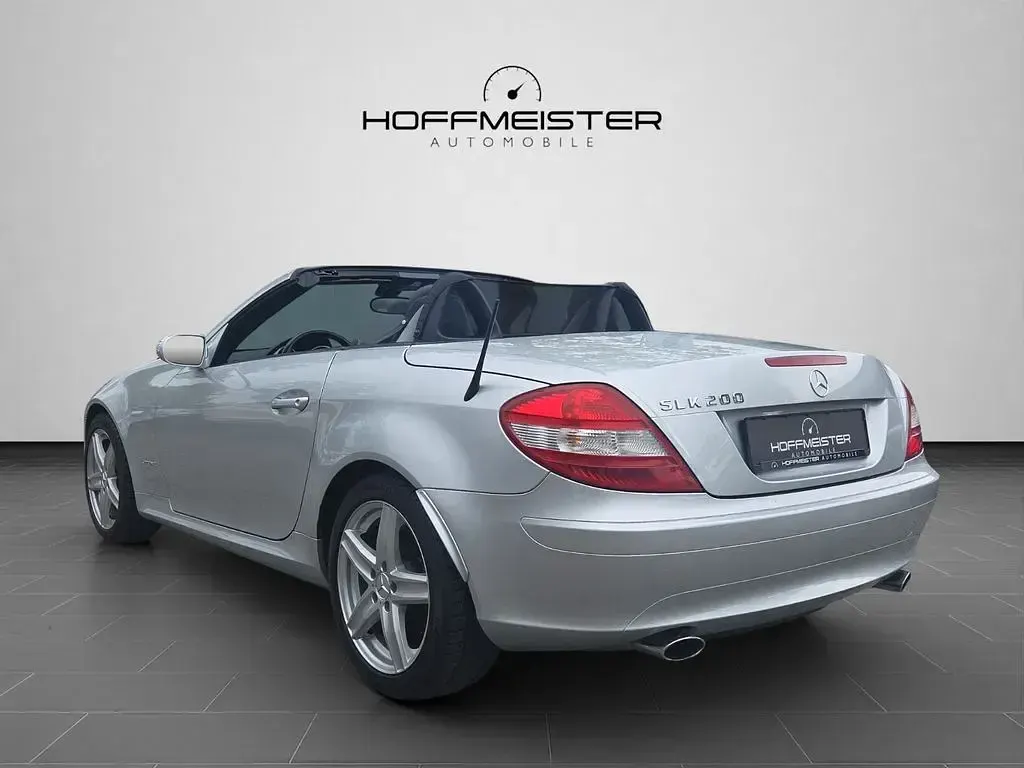 Second-hand Mercedes SLK200 163 CP (119 kW) 2009 Argintiu Cabrio