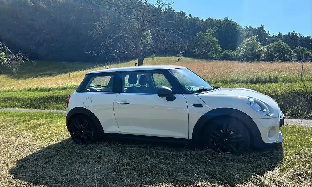 Gebraucht Mini John Cooper Works 102 PS (75 kW) 2017 Beige Kleinwagen