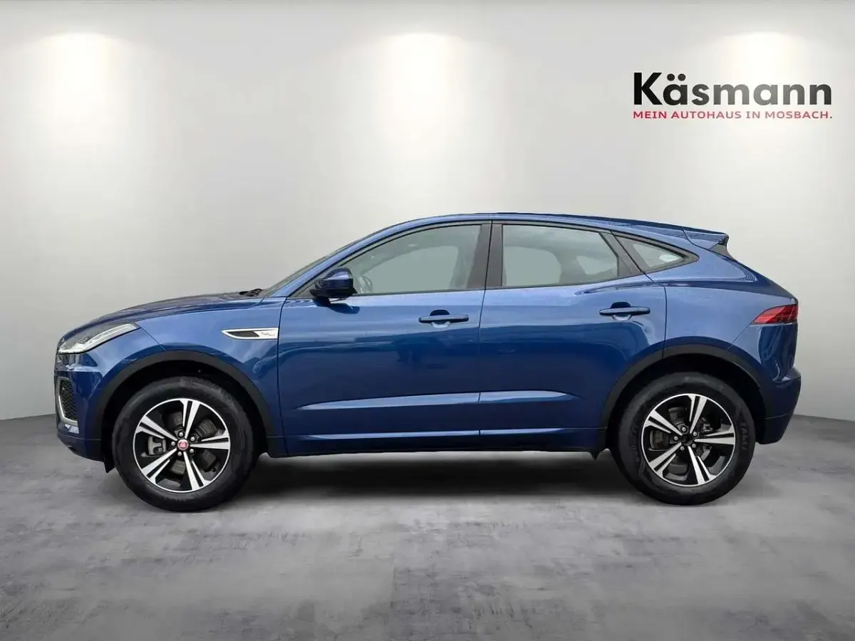 Käytetty Jaguar E-Pace R-Dynamic 160 HP (117 kW) 2022 Sininen Katumaasturi