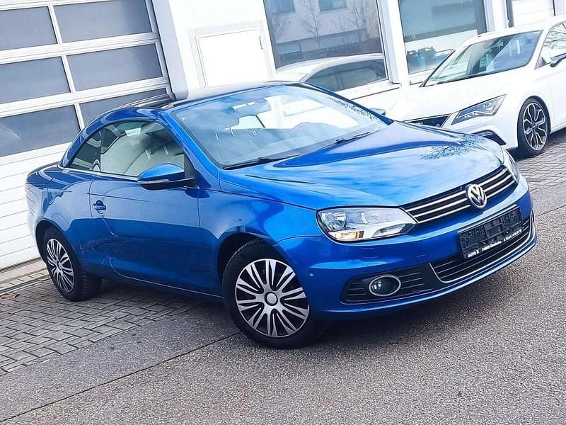 Rising blue metallic Gebraucht 2013 VW Eos Cabrio | 4.650 € (Superpreis) - Bild 1/4
