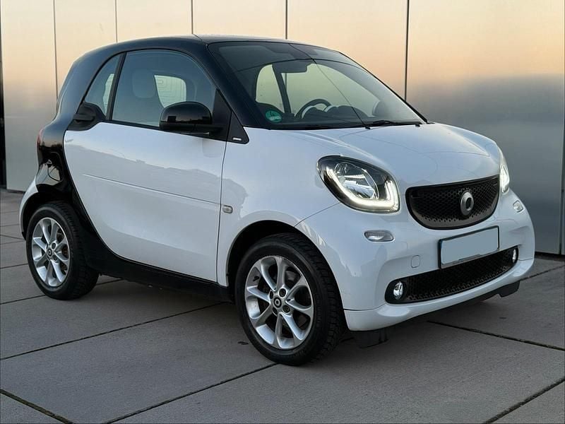 Gebraucht Smart ForTwo Coupé 71 PS (52 kW) 2015 Weiß Coupé