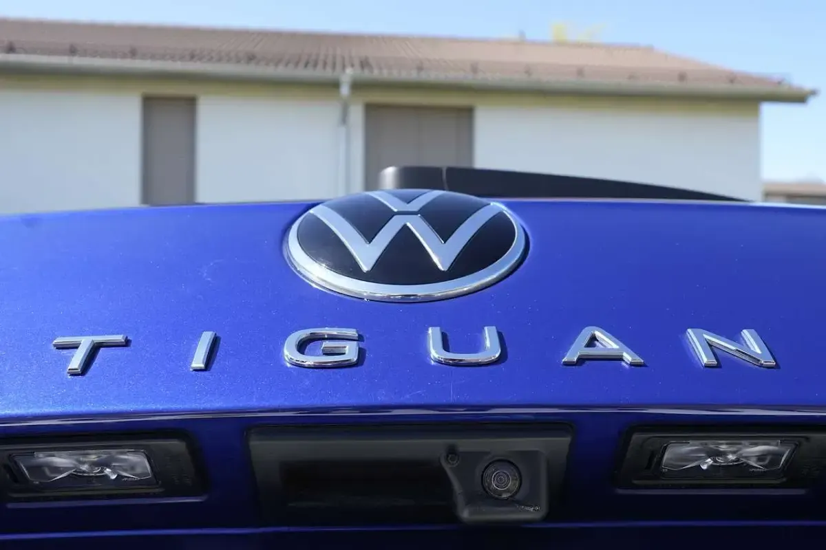 Gebraucht VW Tiguan R-line 245 PS (180 kW) 2022 Blau SUV