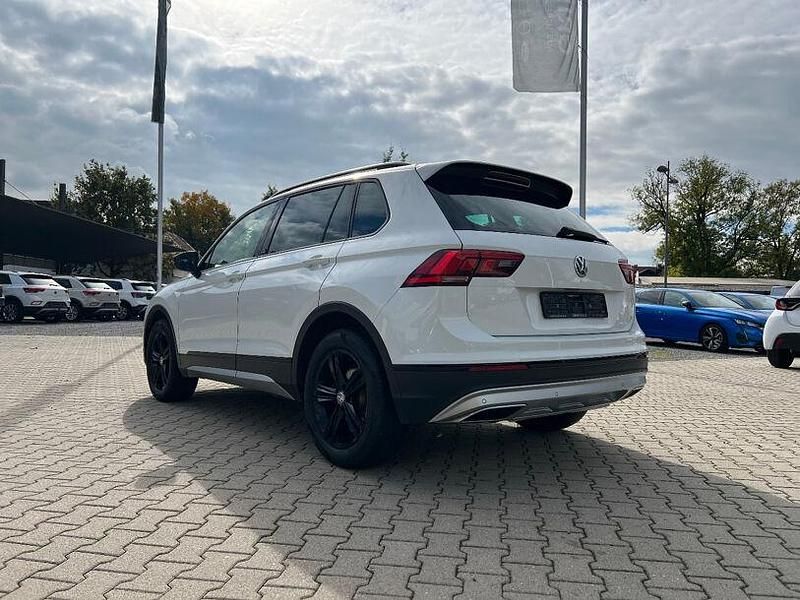 Gebraucht VW Tiguan 150 PS (110 kW) 2020 Pure white SUV