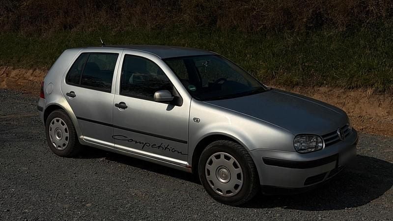 Gebraucht VW Golf IV 75 PS (55 kW) 2002 Silber Kleinwagen