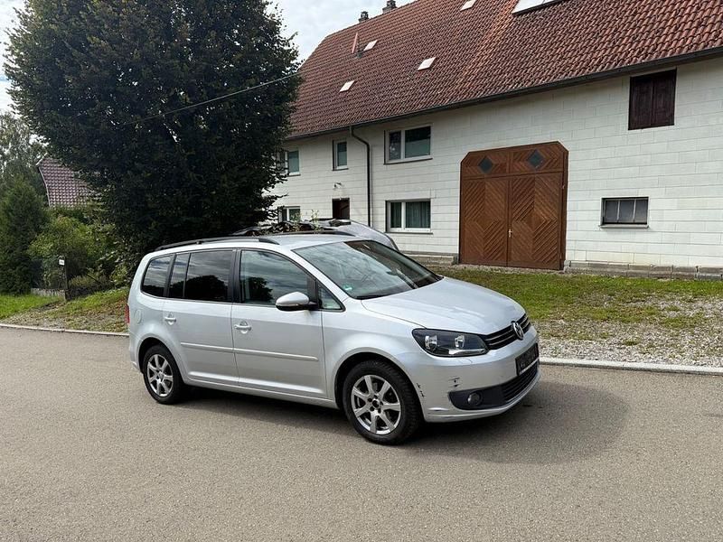 Silber Gebraucht 2012 VW Touran Van / Kleinbus | 3.790 € (Superpreis) - Bild 1/4