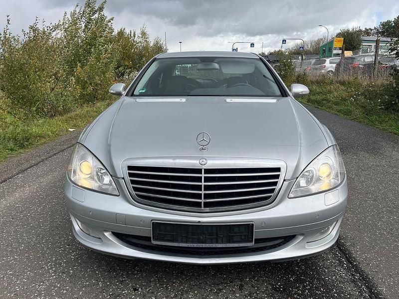Silber Gebraucht 2006 Mercedes S320 Limousine | 5.950 € (Fairer Preis) - Bild 1/4