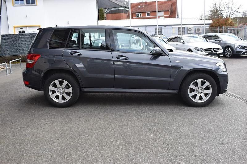 Gebraucht Mercedes GLK250 204 PS (150 kW) 2011 Grau SUV