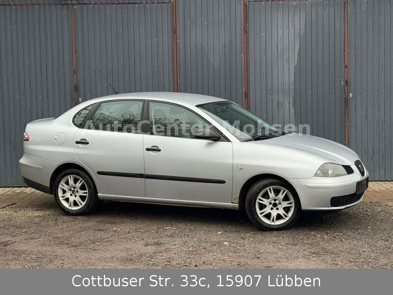 Gebraucht Seat Cordoba Fresh 75 PS (55 kW) 2005 Silber Limousine